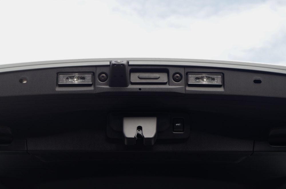 Mitsubishi Grandis M Hybrid 1.3 7DCT 140 KM Instyle E01