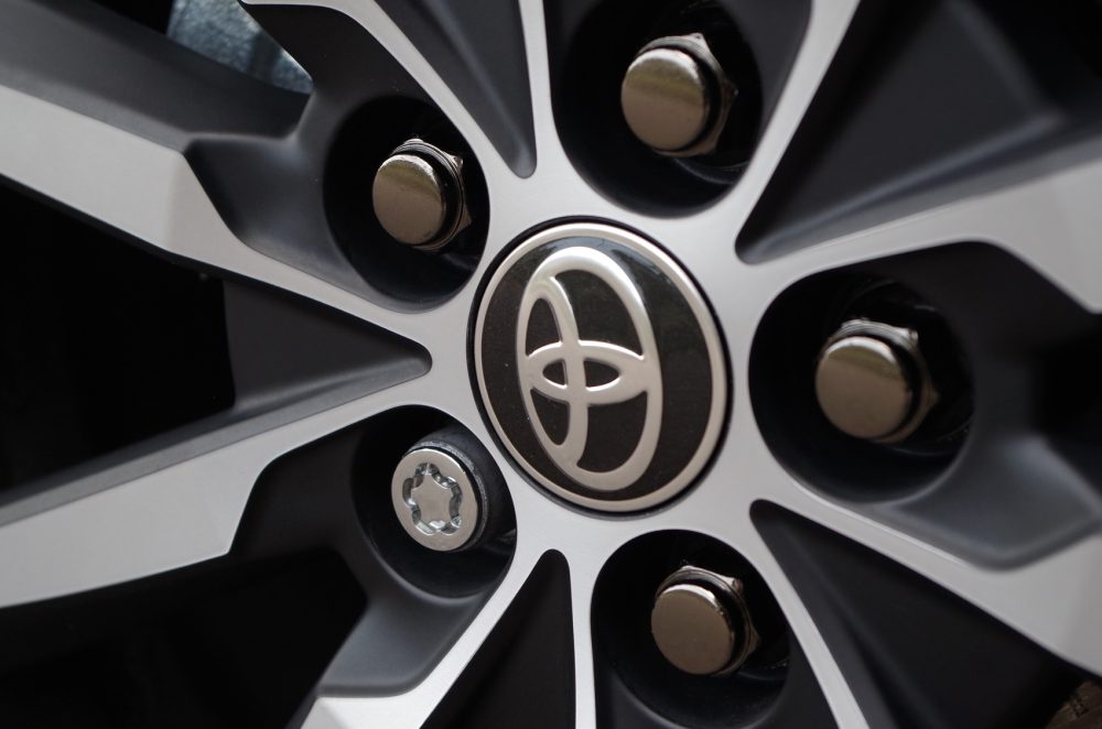 Toyota Yaris 1.5 Hybrid Dynamic Force 130 KM e-CVT GR SPORT A30