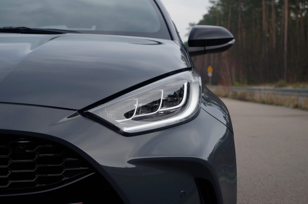 Toyota Yaris 1.5 Hybrid Dynamic Force 130 KM e-CVT GR SPORT A54