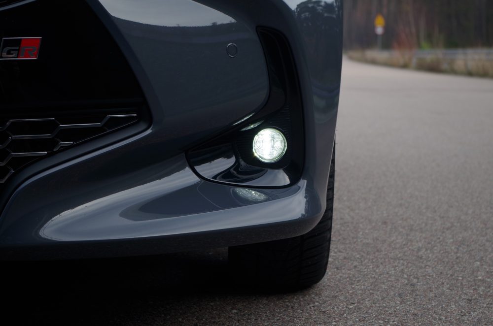 Toyota Yaris 1.5 Hybrid Dynamic Force 130 KM e-CVT GR SPORT A58