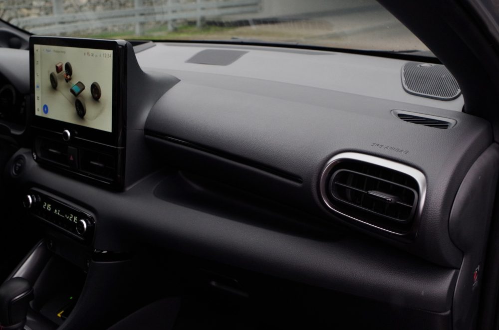 Toyota Yaris 1.5 Hybrid Dynamic Force 130 KM e-CVT GR SPORT B33