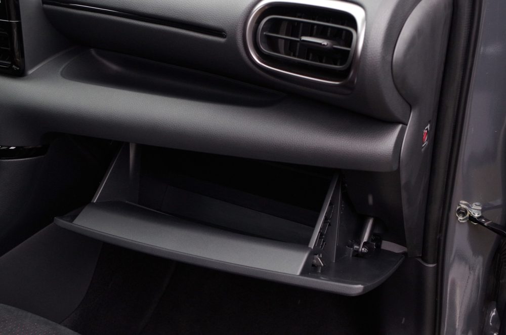 Toyota Yaris 1.5 Hybrid Dynamic Force 130 KM e-CVT GR SPORT B35