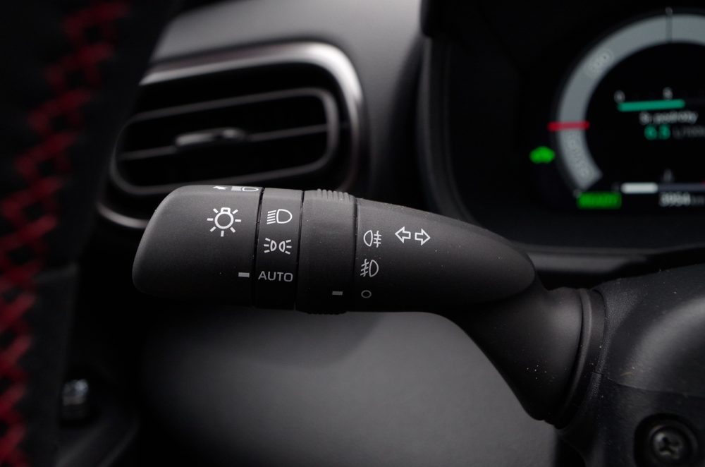 Toyota Yaris 1.5 Hybrid Dynamic Force 130 KM e-CVT GR SPORT B40