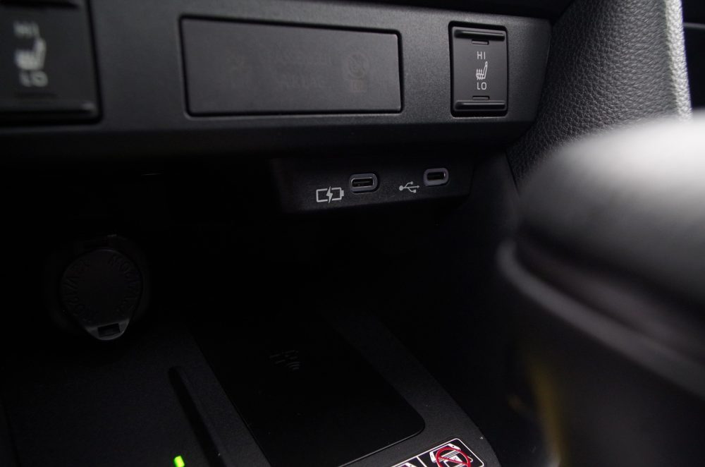 Toyota Yaris 1.5 Hybrid Dynamic Force 130 KM e-CVT GR SPORT B43