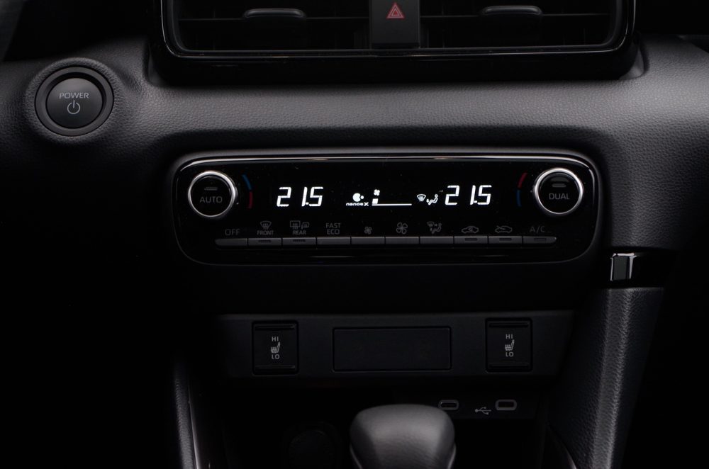 Toyota Yaris 1.5 Hybrid Dynamic Force 130 KM e-CVT GR SPORT B62