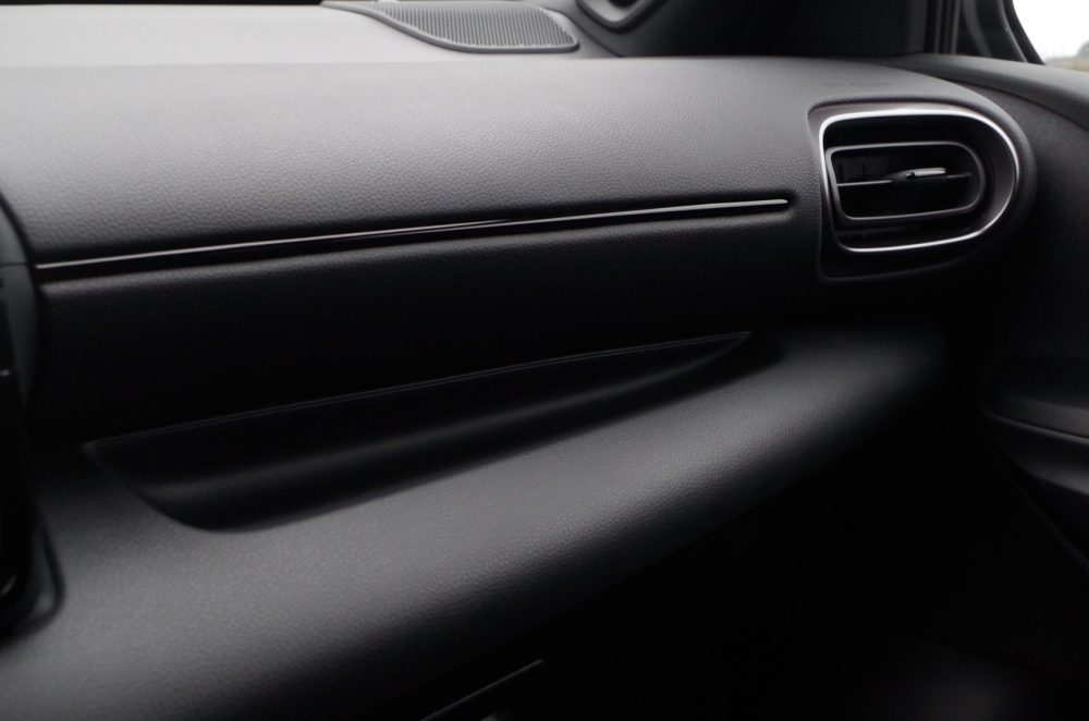 Toyota Yaris 1.5 Hybrid Dynamic Force 130 KM e-CVT GR SPORT B68