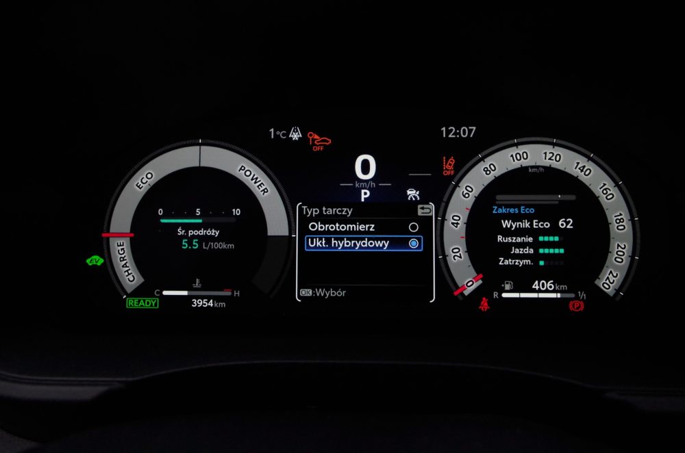 Toyota Yaris 1.5 Hybrid Dynamic Force 130 KM e-CVT GR SPORT C14