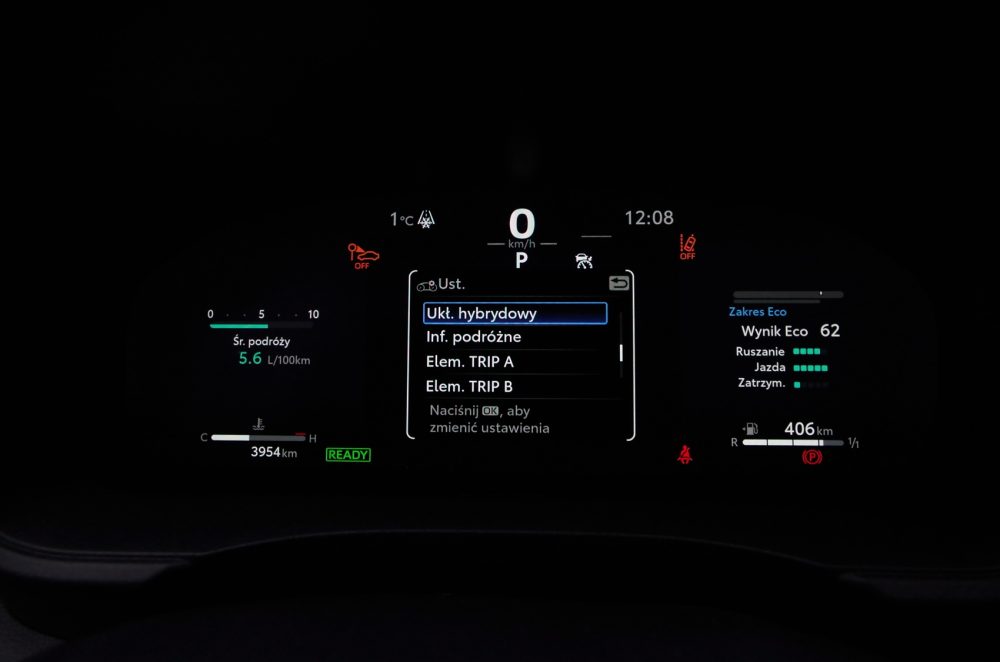 Toyota Yaris 1.5 Hybrid Dynamic Force 130 KM e-CVT GR SPORT C18