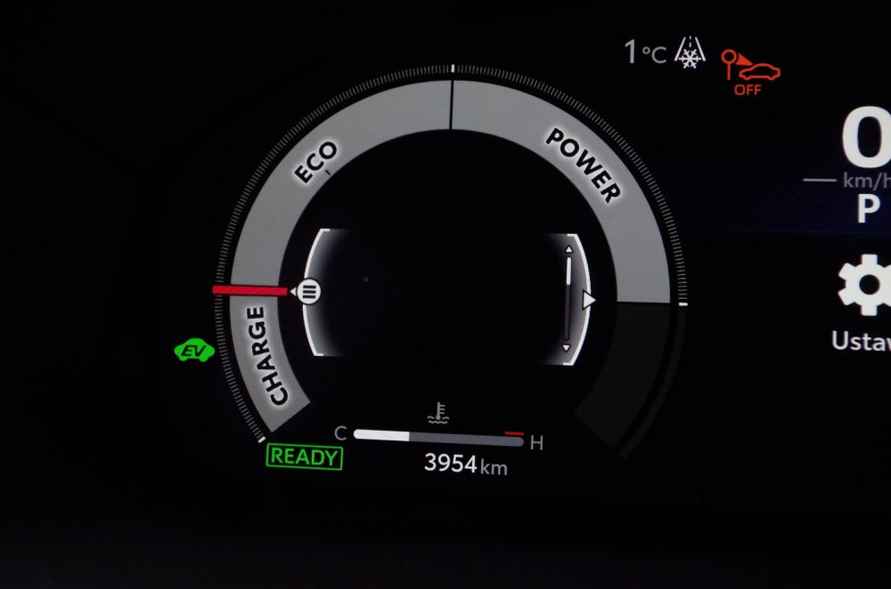 Toyota Yaris 1.5 Hybrid Dynamic Force 130 KM e-CVT GR SPORT C45