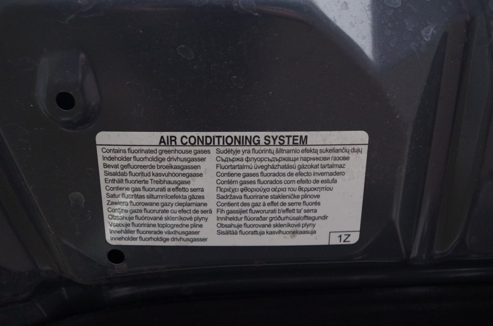 Toyota Yaris 1.5 Hybrid Dynamic Force 130 KM e-CVT GR SPORT F16