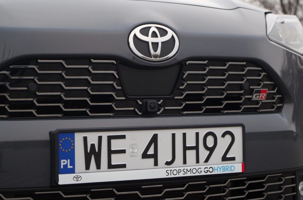 Toyota Yaris Cross 1.5 Hybrid Dynamic Force FWD 130 KM e-CVT GR SPORT A31