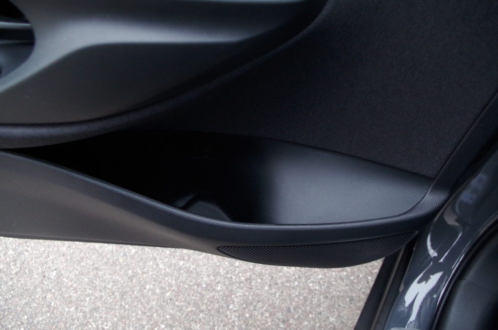 Toyota Yaris Cross 1.5 Hybrid Dynamic Force FWD 130 KM e-CVT GR SPORT B04