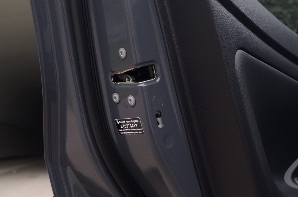 Toyota Yaris Cross 1.5 Hybrid Dynamic Force FWD 130 KM e-CVT GR SPORT B25