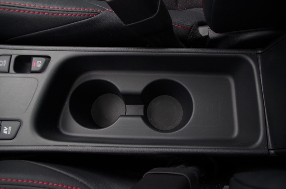 Toyota Yaris Cross 1.5 Hybrid Dynamic Force FWD 130 KM e-CVT GR SPORT B36