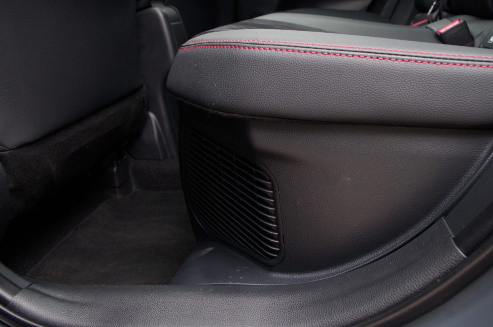 Toyota Yaris Cross 1.5 Hybrid Dynamic Force FWD 130 KM e-CVT GR SPORT B44