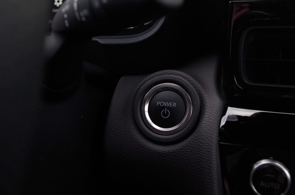 Toyota Yaris Cross 1.5 Hybrid Dynamic Force FWD 130 KM e-CVT GR SPORT B74