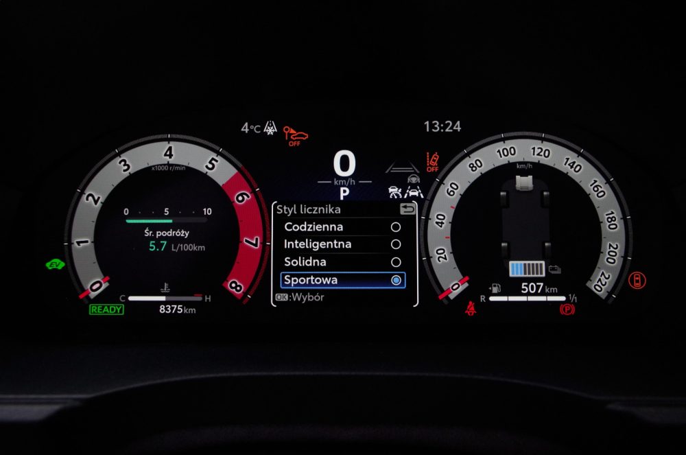 Toyota Yaris Cross 1.5 Hybrid Dynamic Force FWD 130 KM e-CVT GR SPORT C26