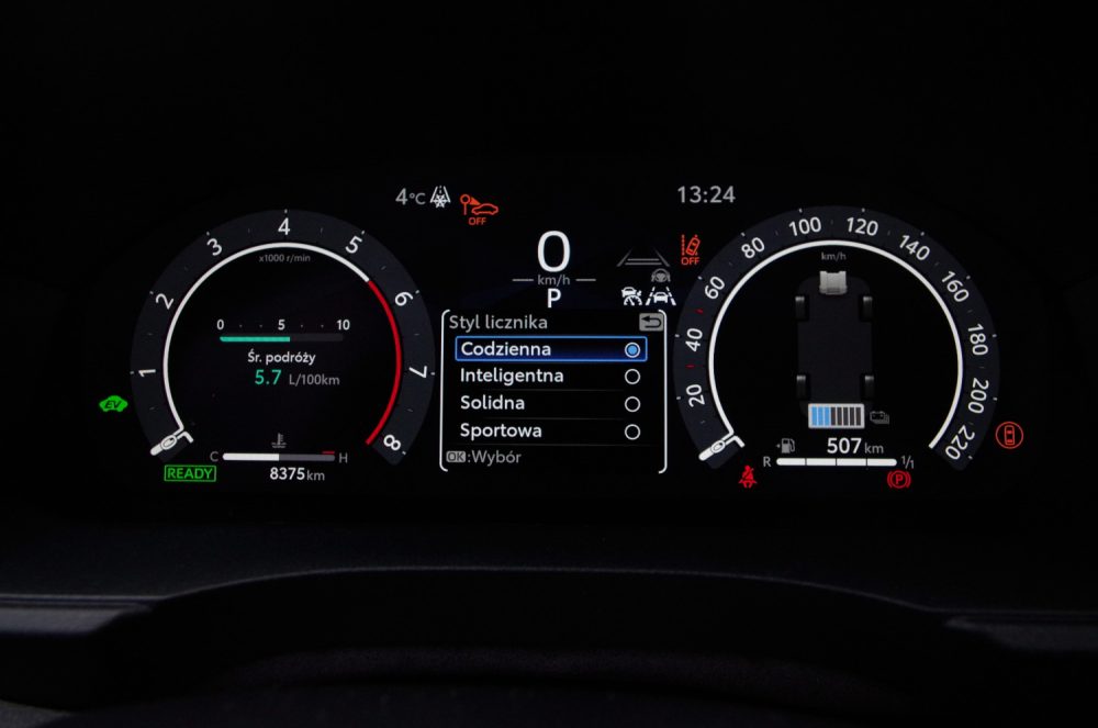 Toyota Yaris Cross 1.5 Hybrid Dynamic Force FWD 130 KM e-CVT GR SPORT C29