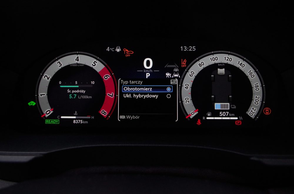 Toyota Yaris Cross 1.5 Hybrid Dynamic Force FWD 130 KM e-CVT GR SPORT C31