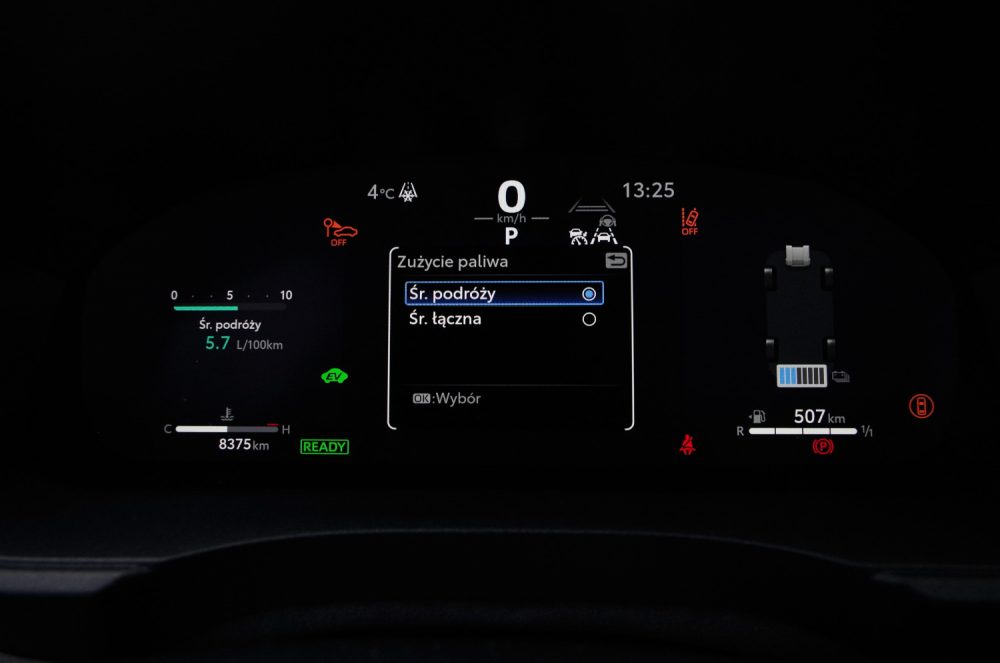 Toyota Yaris Cross 1.5 Hybrid Dynamic Force FWD 130 KM e-CVT GR SPORT C33