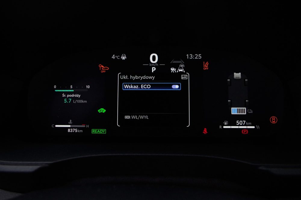 Toyota Yaris Cross 1.5 Hybrid Dynamic Force FWD 130 KM e-CVT GR SPORT C35