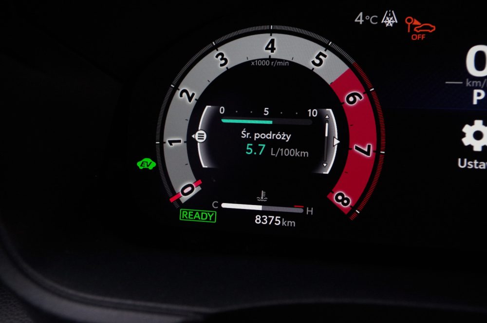 Toyota Yaris Cross 1.5 Hybrid Dynamic Force FWD 130 KM e-CVT GR SPORT C39