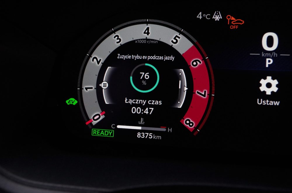 Toyota Yaris Cross 1.5 Hybrid Dynamic Force FWD 130 KM e-CVT GR SPORT C49