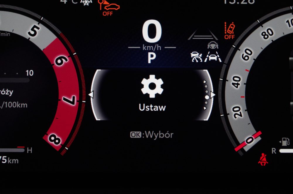 Toyota Yaris Cross 1.5 Hybrid Dynamic Force FWD 130 KM e-CVT GR SPORT C53