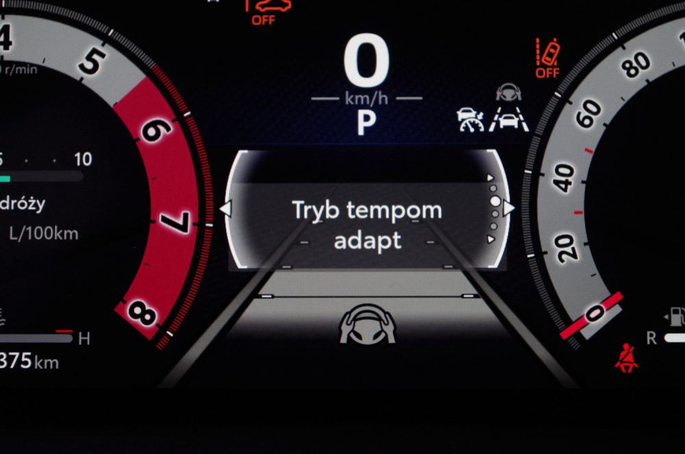 Toyota Yaris Cross 1.5 Hybrid Dynamic Force FWD 130 KM e-CVT GR SPORT C56