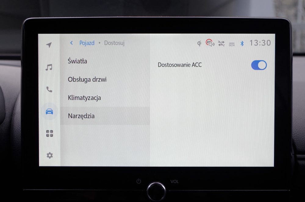 Toyota Yaris Cross 1.5 Hybrid Dynamic Force FWD 130 KM e-CVT GR SPORT D16