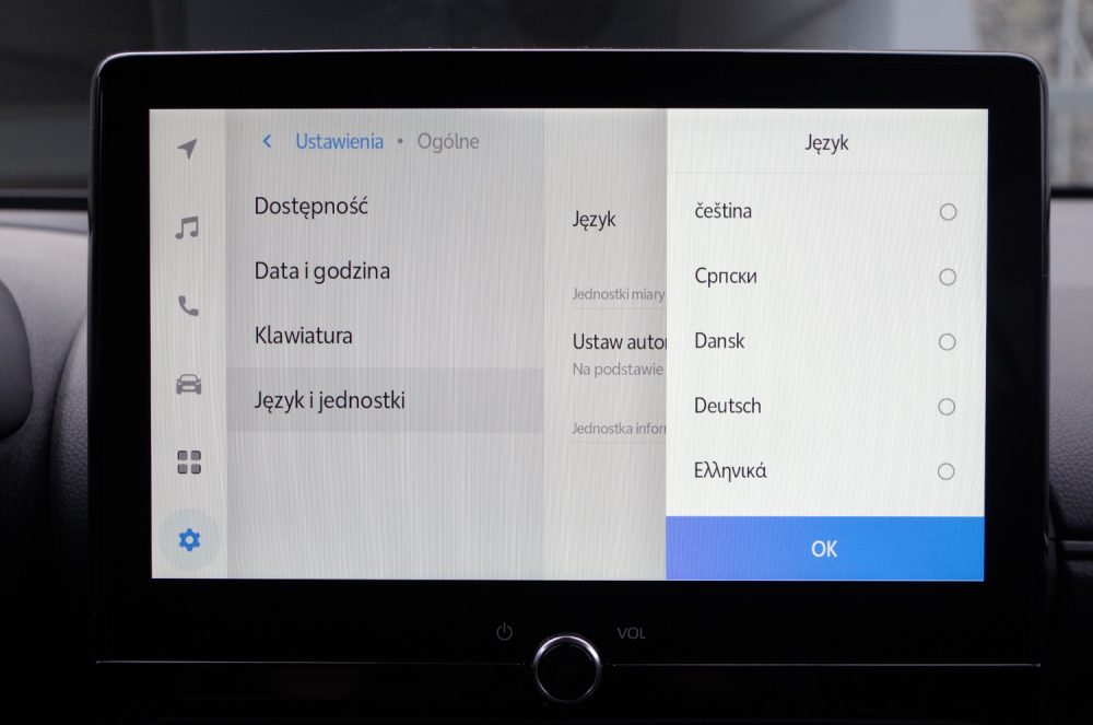 Toyota Yaris Cross 1.5 Hybrid Dynamic Force FWD 130 KM e-CVT GR SPORT D23