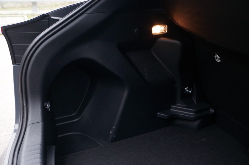 Toyota Yaris Cross 1.5 Hybrid Dynamic Force FWD 130 KM e-CVT GR SPORT E02