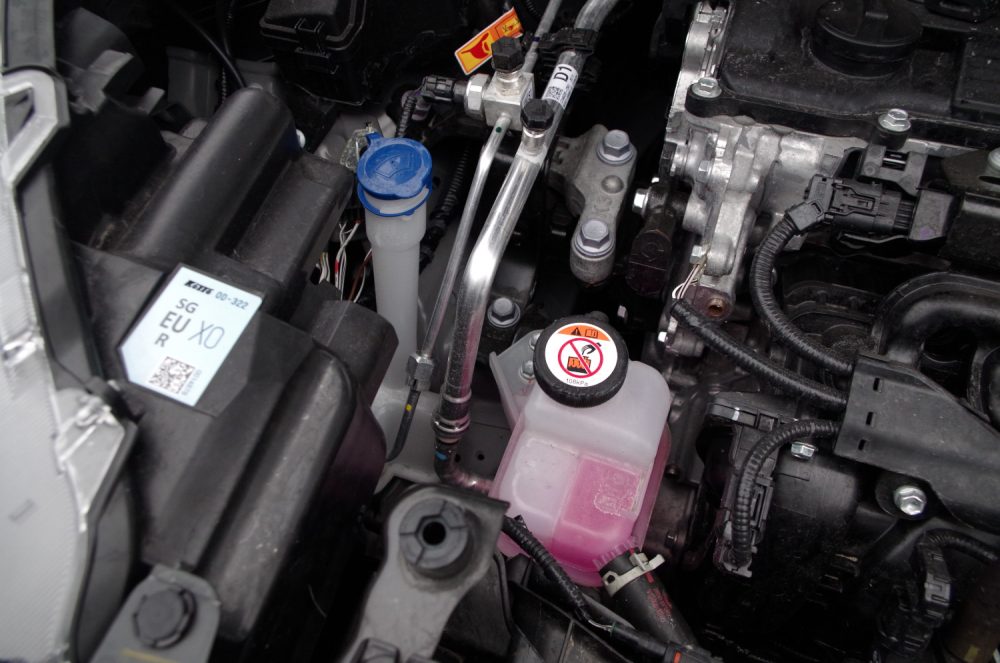 Toyota Yaris Cross 1.5 Hybrid Dynamic Force FWD 130 KM e-CVT GR SPORT F39